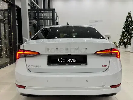 Skoda Octavia 2024 года за 17 190 000 тг. в Костанай – фото 4