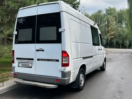 Mercedes-Benz Sprinter 2015 года за 7 000 000 тг. в Алматы – фото 7