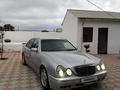 Mercedes-Benz E 320 2000 года за 4 500 000 тг. в Актау – фото 2
