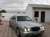 Mercedes-Benz E 320 2000 года за 4 500 000 тг. в Актау – фото 2