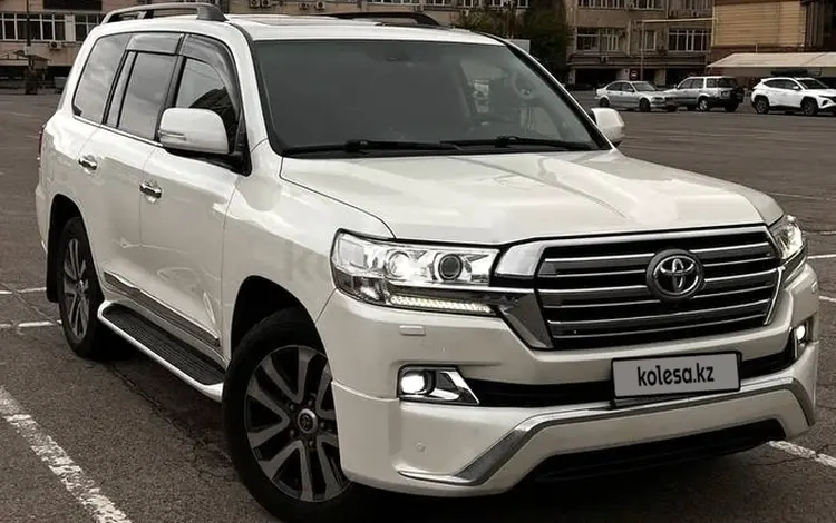 Toyota Land Cruiser 2016 года за 30 800 000 тг. в Алматы