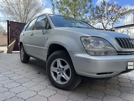 Lexus RX 300 2002 года за 5 000 000 тг. в Шу