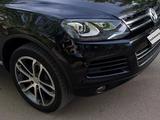 Volkswagen Touareg 2010 года за 11 100 000 тг. в Костанай – фото 3