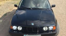 BMW 520 1993 года за 1 600 000 тг. в Аксай – фото 2