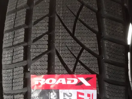 225/65R17 ROADX WU01 за 32 500 тг. в Алматы