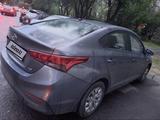 Hyundai Accent 2018 года за 7 256 521 тг. в Алматы – фото 2