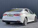 Toyota Camry 2020 годаүшін13 750 000 тг. в Актобе – фото 5