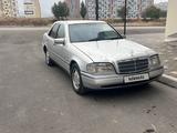 Mercedes-Benz C 220 1995 года за 2 200 000 тг. в Алматы – фото 2
