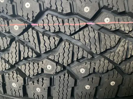 KUMHO 235/65 R16C 115 CW11 KOREA 2024 год шипованная за 57 000 тг. в Алматы – фото 2