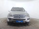 Mercedes-Benz ML 350 2005 года за 2 750 000 тг. в Астана – фото 2