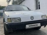Volkswagen Passat 1989 года за 500 000 тг. в Жанатас