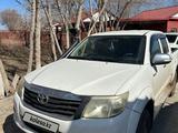 Toyota Hilux 2012 года за 7 000 000 тг. в Актобе