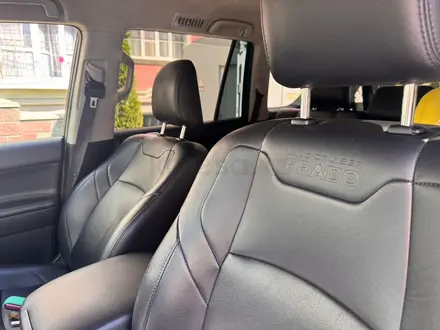 Toyota Land Cruiser Prado 2022 года за 29 500 000 тг. в Алматы – фото 4