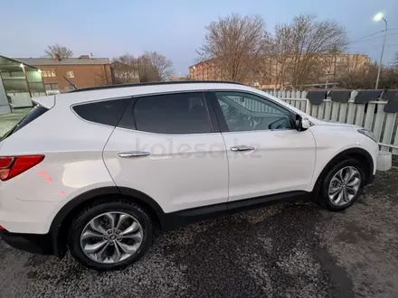 Hyundai Santa Fe 2013 года за 8 200 000 тг. в Караганда – фото 3