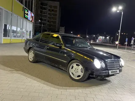 Mercedes-Benz E 230 1996 года за 2 100 000 тг. в Костанай – фото 5