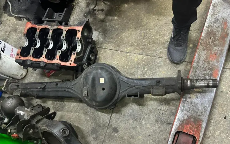 Чулок переднего заднего моста за 10 000 тг. в Алматы