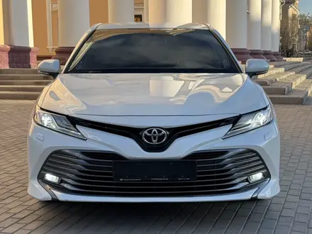 Toyota Camry 2019 года за 14 600 000 тг. в Караганда – фото 12