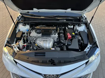 Toyota Camry 2019 года за 14 600 000 тг. в Караганда – фото 29