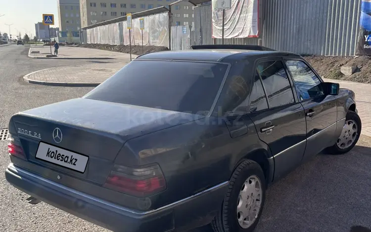 Mercedes-Benz E 300 1991 годаүшін1 700 000 тг. в Астана