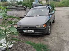 Mazda 323, 1992