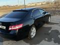 Toyota Camry 2010 года за 6 200 000 тг. в Актобе – фото 4