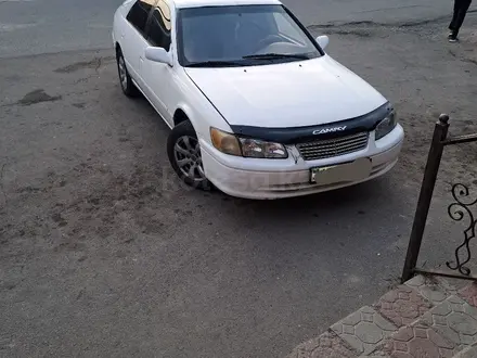 Toyota Camry 2000 года за 3 300 000 тг. в Алматы