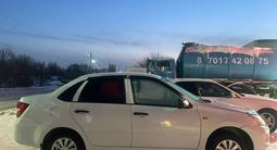 ВАЗ (Lada) Granta 2190 2015 года за 3 000 000 тг. в Астана – фото 2