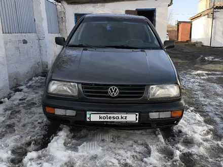 Volkswagen Vento 1994 года за 1 280 000 тг. в Атбасар