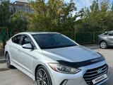 Hyundai Elantra 2017 годаүшін6 300 000 тг. в Алматы