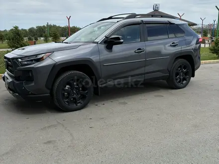 Toyota RAV4 2022 года за 18 500 000 тг. в Семей – фото 3