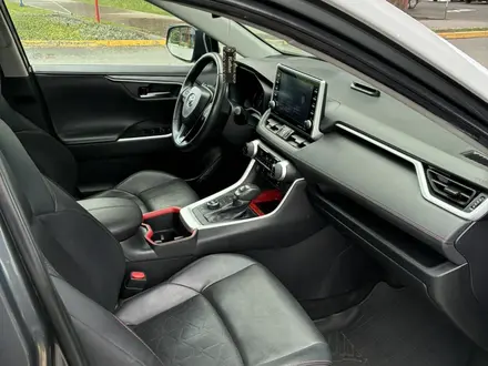 Toyota RAV4 2022 года за 18 500 000 тг. в Семей – фото 6