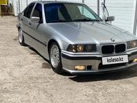 BMW 320 1998 года за 3 200 000 тг. в Алматы