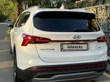 Hyundai Santa Fe 2023 года за 15 200 000 тг. в Алматы – фото 4