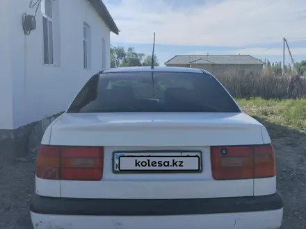 Volkswagen Passat 1995 года за 1 300 000 тг. в Шиели – фото 2