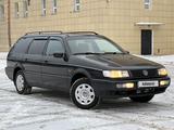 Volkswagen Passat 1993 годаfor2 390 000 тг. в Павлодар