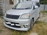 Toyota Noah 2002 года за 2 500 000 тг. в Алматы – фото 3