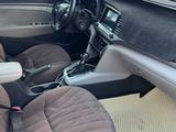Hyundai Elantra 2017 годаүшін4 500 000 тг. в Актау – фото 4