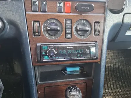 Mercedes-Benz C 220 1994 года за 1 500 000 тг. в Караганда – фото 7