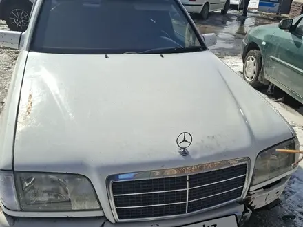 Mercedes-Benz C 220 1994 года за 1 500 000 тг. в Караганда – фото 10