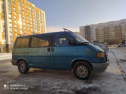 Volkswagen Multivan 1993 года за 3 500 000 тг. в Астана – фото 2