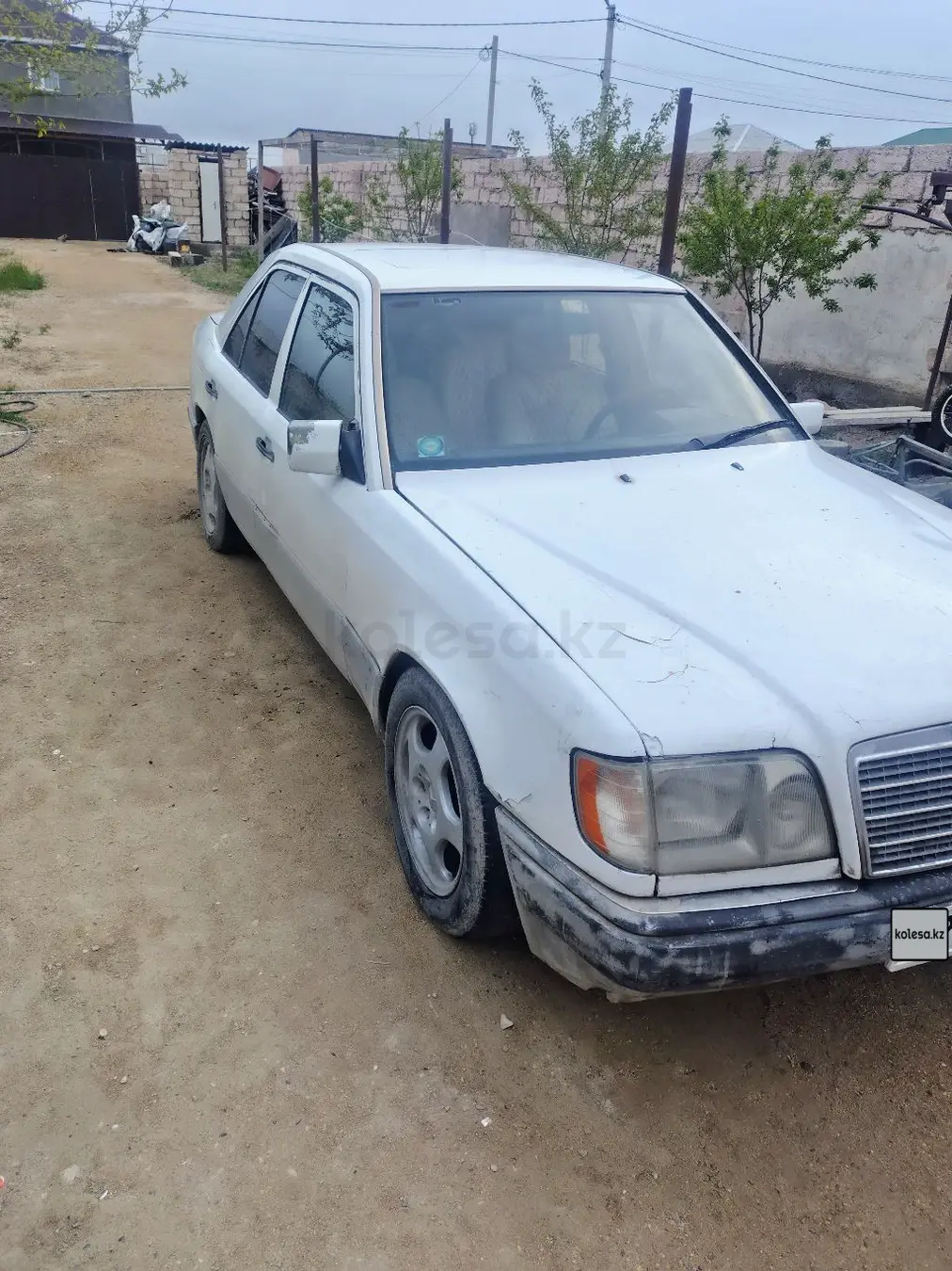 Mercedes-Benz E-Class, 1991