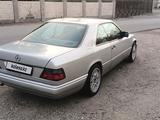 Mercedes-Benz E 220 1993 годаfor2 300 000 тг. в Тараз – фото 4