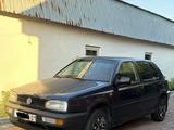 Volkswagen Golf 1993 года за 800 000 тг. в Астана