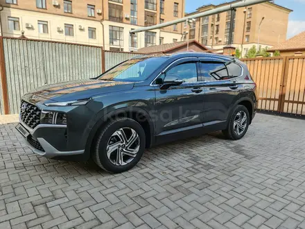 Hyundai Santa Fe 2023 года за 15 500 000 тг. в Астана