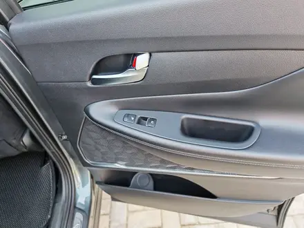 Hyundai Santa Fe 2023 года за 15 500 000 тг. в Астана – фото 20