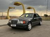Mercedes-Benz E 280 1993 года за 2 100 000 тг. в Алматы