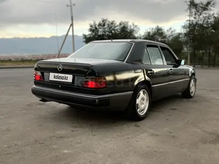 Mercedes-Benz E 280 1993 года за 2 100 000 тг. в Алматы – фото 8