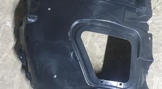 Передний правый подкрыльник на BMW 5 SERIES F10 за 30 000 тг. в Алматы