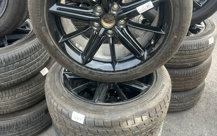 Диски с резиной комплект 235/45 R18 Continental за 330 000 тг. в Алматы