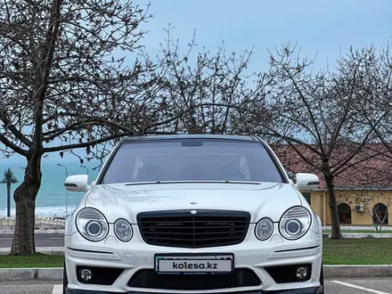 Mercedes-Benz E 55 AMG 2004 года за 10 500 000 тг. в Актау – фото 3